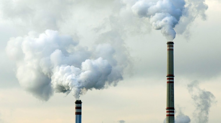 Air pollution from smoke stacks - click to read article