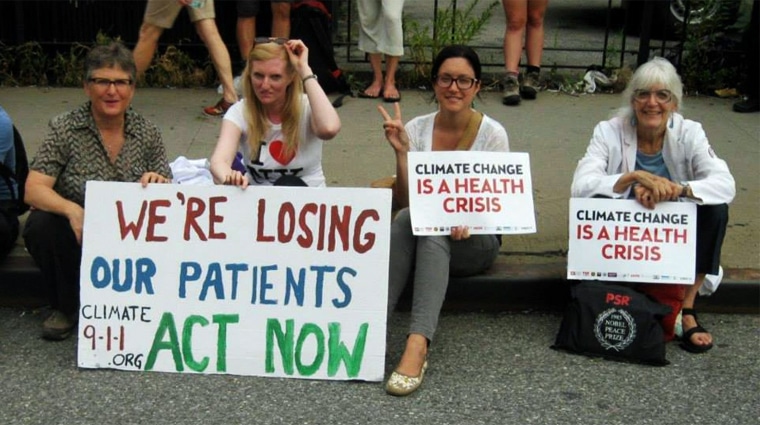 PSR-NY members joined other healthcare professionals and health advocates to represent the health voice at the People’s Climate March in New York City, 2014.